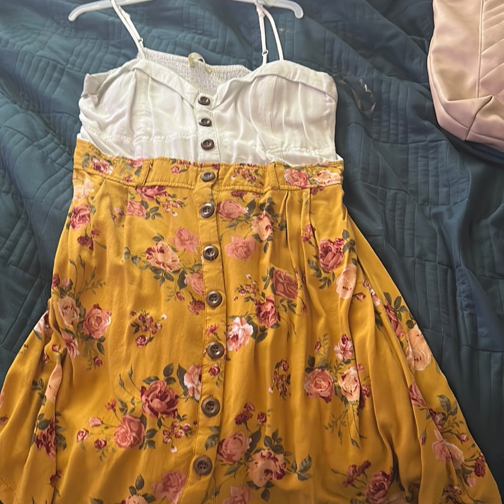 Yellow summer short dress…